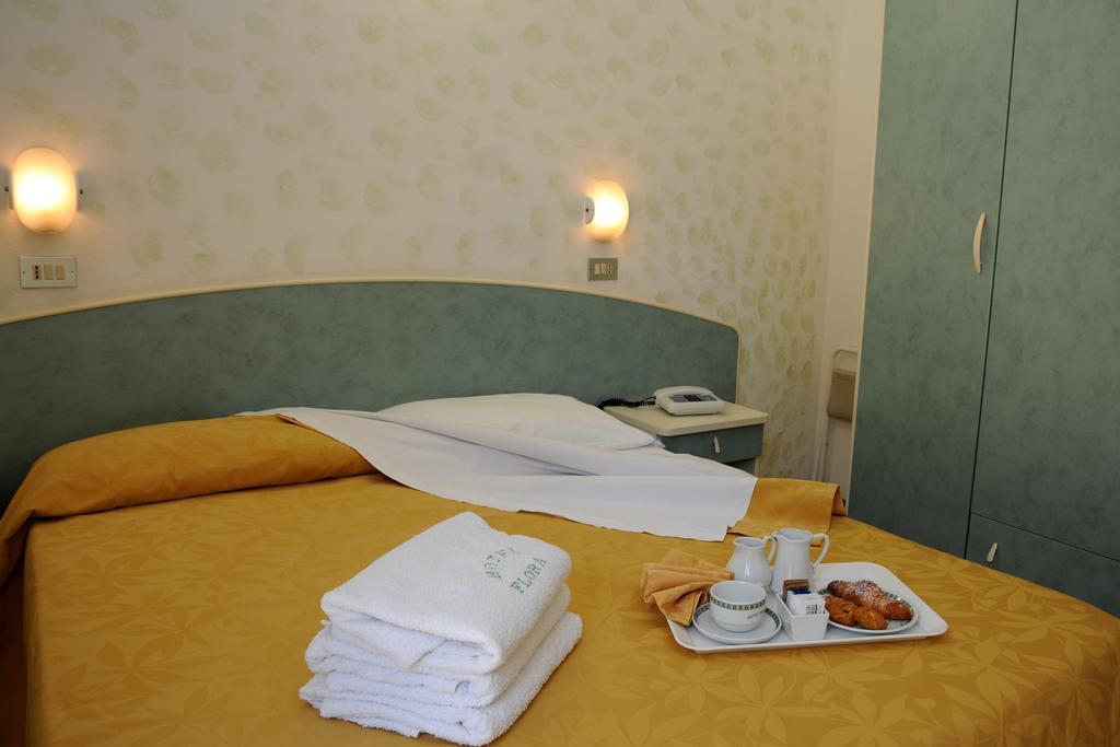Hotel Flora Bellaria-Igea Marina Exterior photo